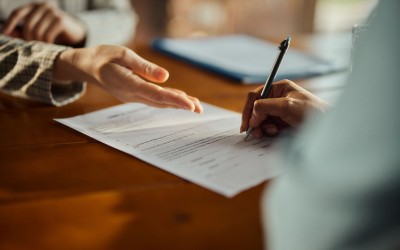 Elaboração de Contratos: Proteja Seus Negócios com Segurança Jurídica